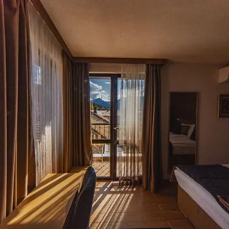 Seven Springs Hotel