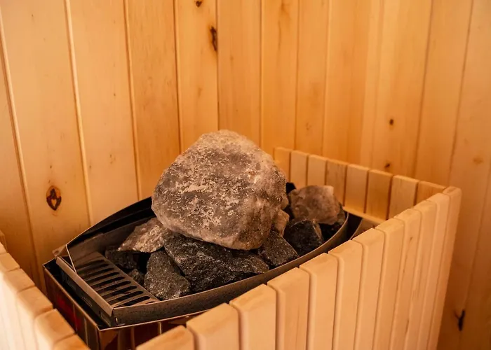 Seven Springs מלון