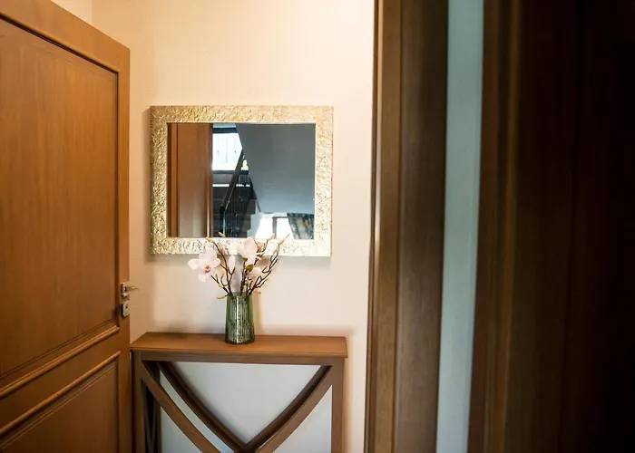 Hotel Seven Springs *