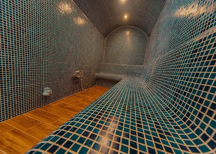 Hotel Seven Springs *