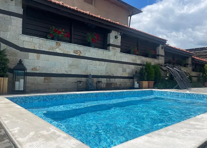 מלון Seven Springs *